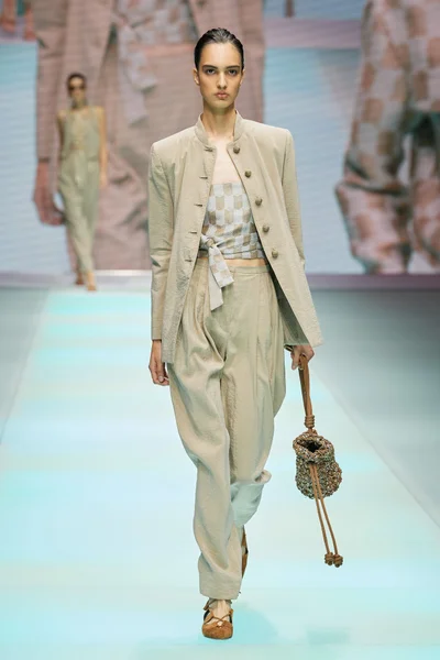 Look 40